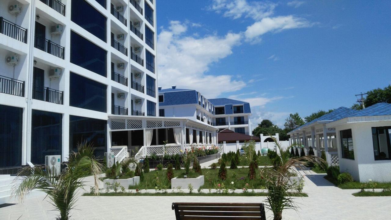 Hotel Paradise Beach Alakhadzi Ngoại thất bức ảnh